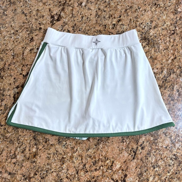 Tuckernuck White Green Gingham Active Skort Women’s Small Tennis Golf Sport - Picture 2 of 7